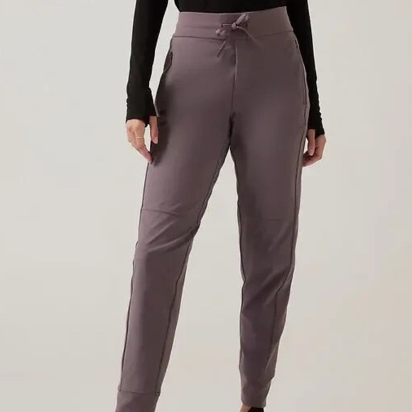 Athleta Pants - Athleta Headlands Hybrid Trek Mid Rise Jogger Dusty Violet